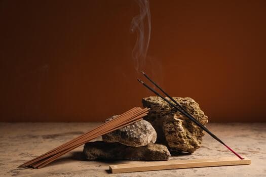 Natural incense and atmospheric detail